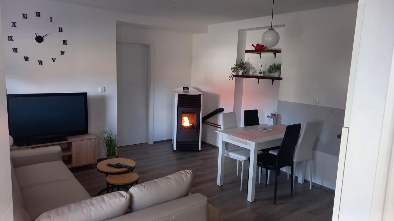 Gogo Apartment Делнице Екстериор снимка