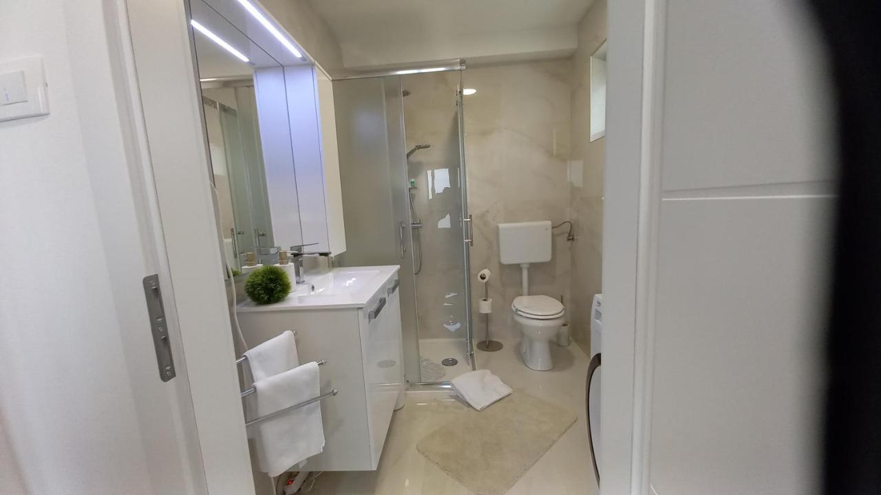 Gogo Apartment Делнице Екстериор снимка
