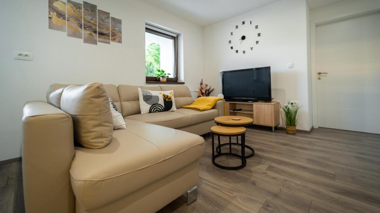 Gogo Apartment Делнице Екстериор снимка