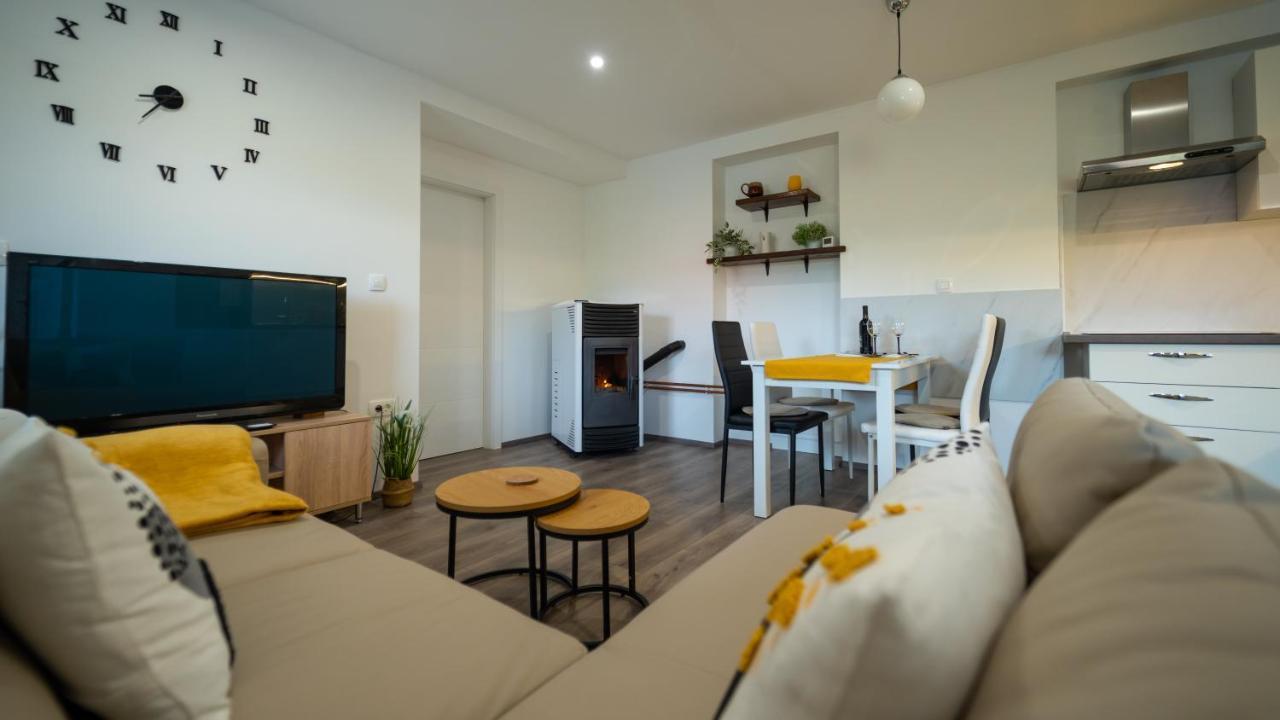 Gogo Apartment Делнице Екстериор снимка